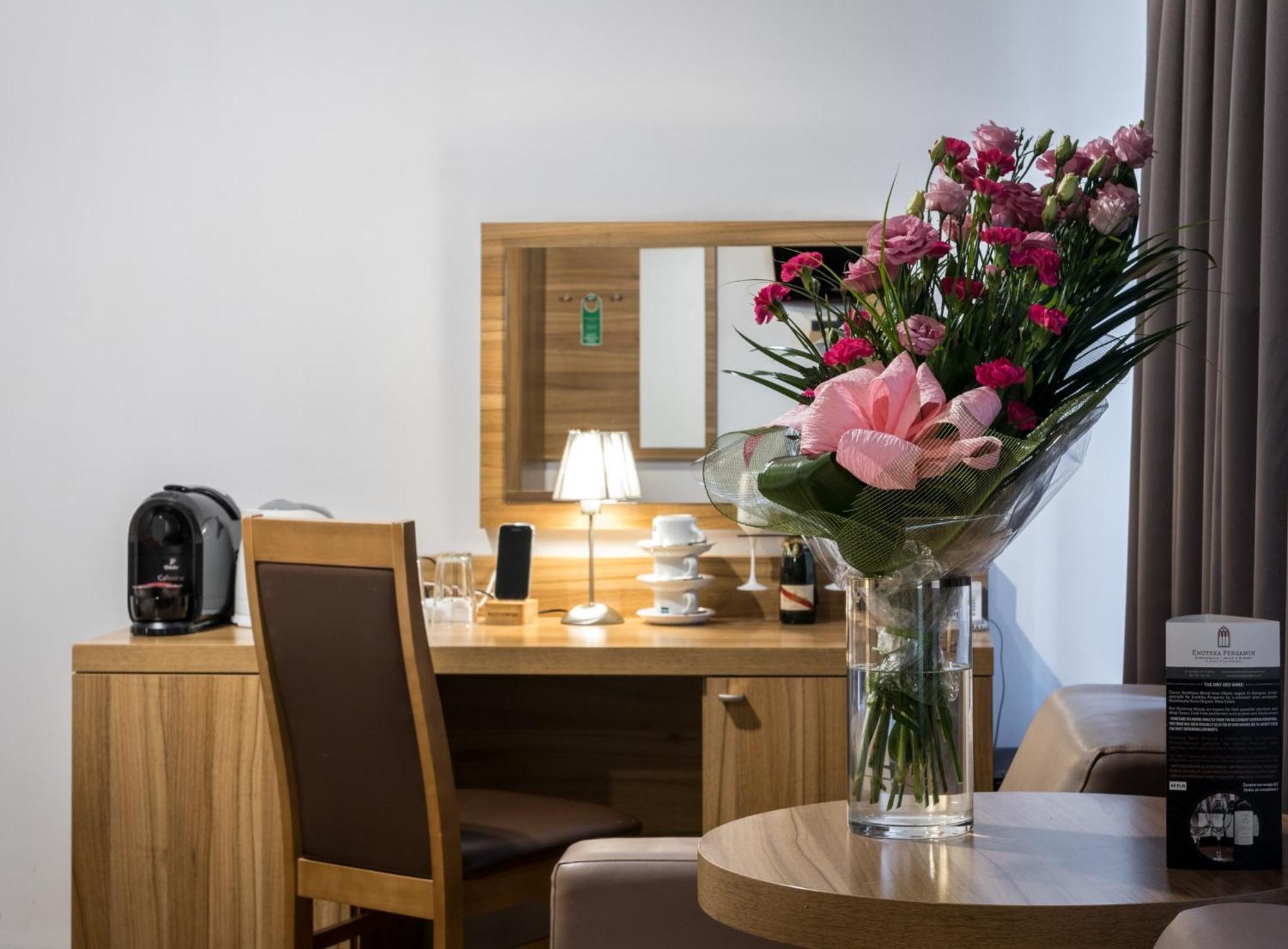 Aparthotel Pergamin Kraków Zewnętrze zdjęcie